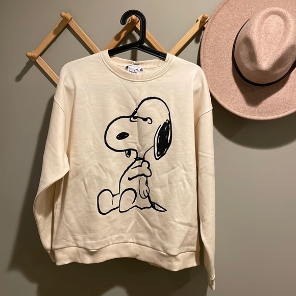 Zara Tops Zara Peanuts Snoopy Monday Vibes Cotton Sweatshirt Poshmark